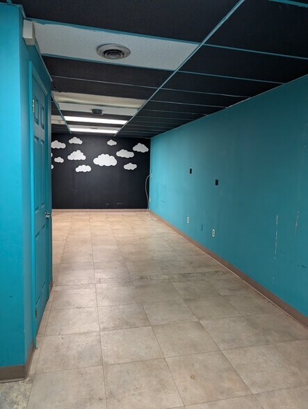 More Photos Of 2463 Dewey Ave, Rochester Light Distribution For Lease