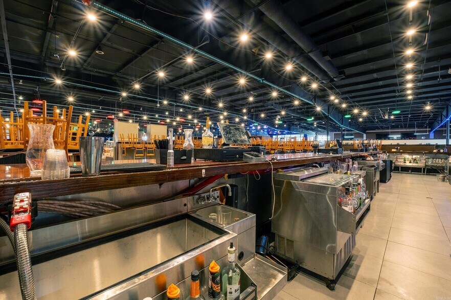 More Photos Of 8624 I 30, Little Rock Restaurant For Sale