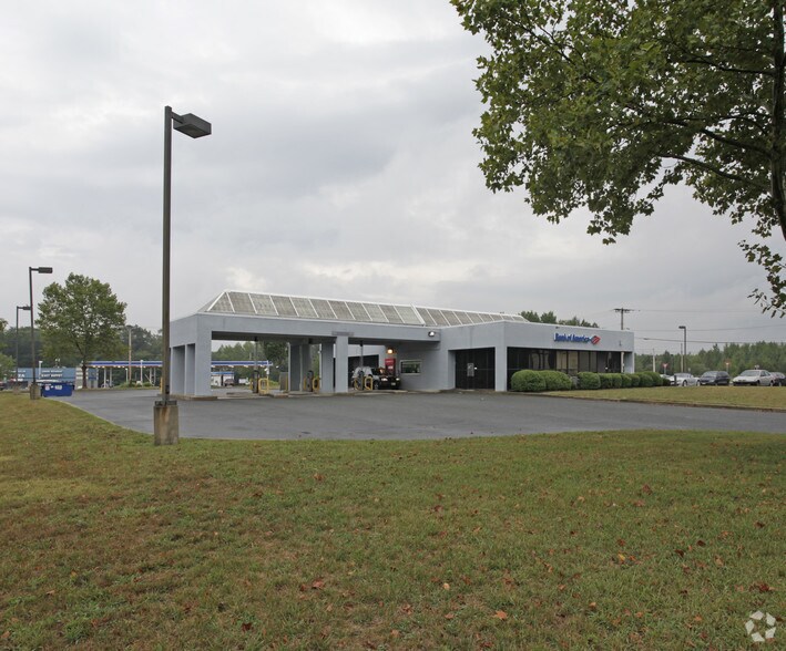 More Photos Of 3600 E Landis Ave, Vineland Bank For Lease