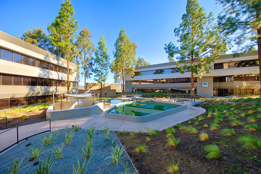 More Photos Of 3530 Camino Del Rio N, San Diego Unknown For Lease