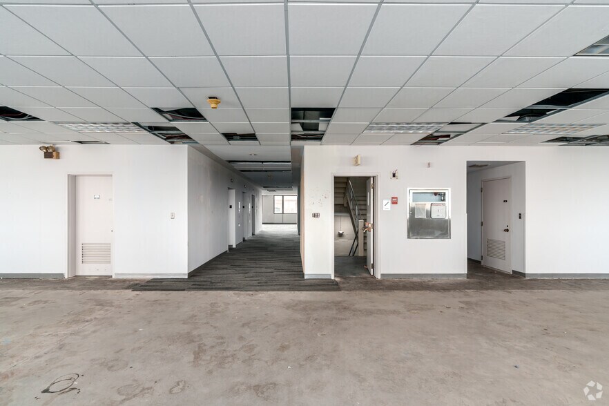 More Photos Of 800 N King St, Wilmington Office For Lease