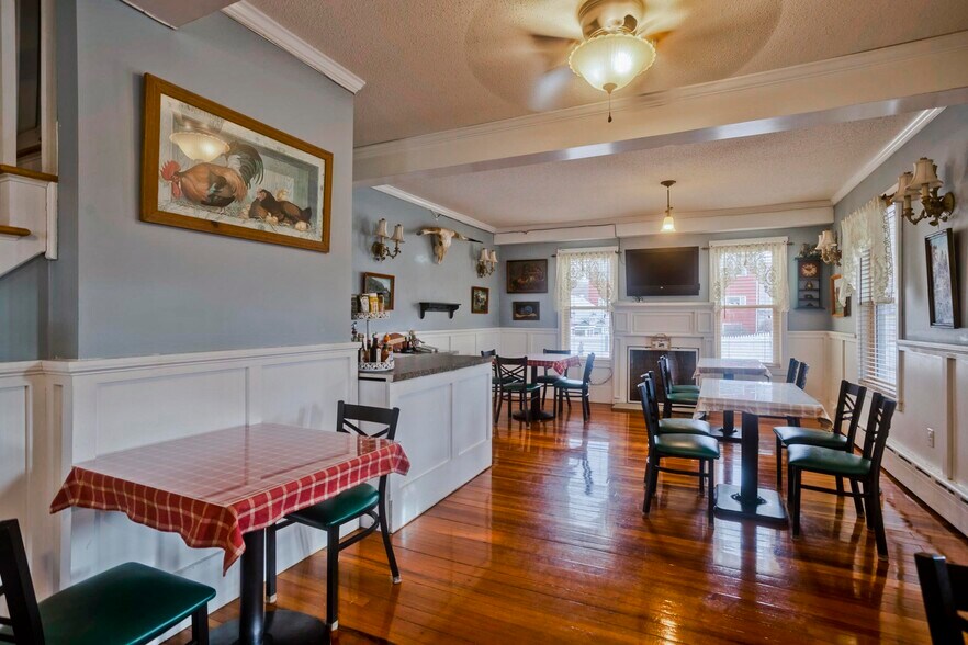 More Photos Of 181 W State St, Granby Storefront Retail Residential For Sale