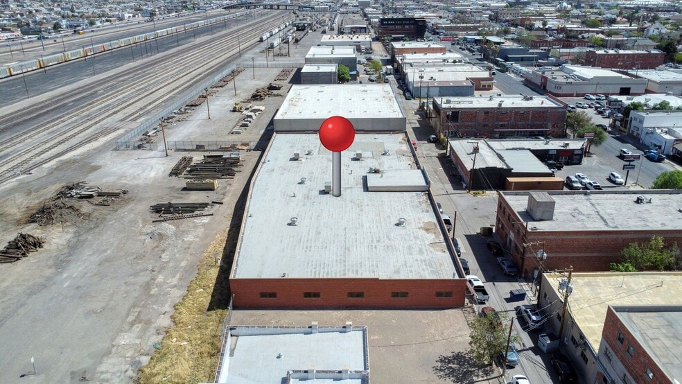 More Photos Of 220 N Saint Vrain St, El Paso Light Distribution For Sale