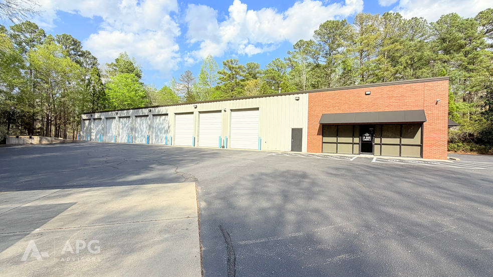 More Photos Of 3227 Spottswood St, Raleigh Light Manufacturing For Lease