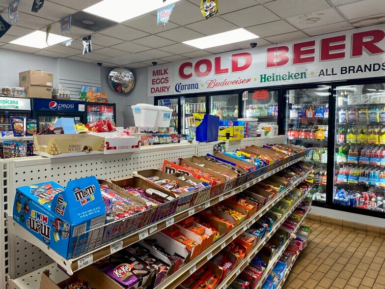 More Photos Of 246-02 South Conduit, Rosedale Service Station For Sale