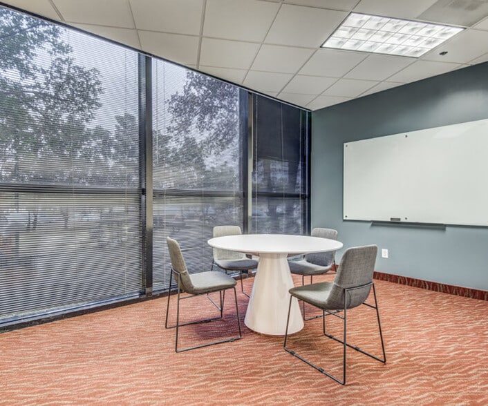 More Photos Of 101 E Park Blvd, Plano Office For Lease