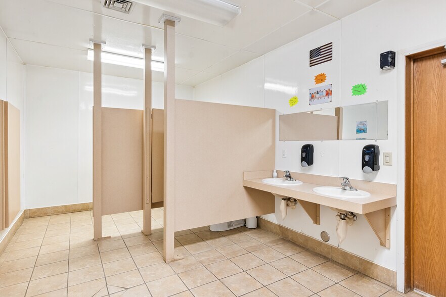 More Photos Of N1130 5th Rd, Coloma Trailer Camper Park For Sale