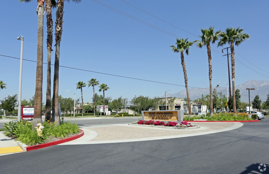 More Photos Of 8237 Rochester Ave, Rancho Cucamonga Medical For Lease