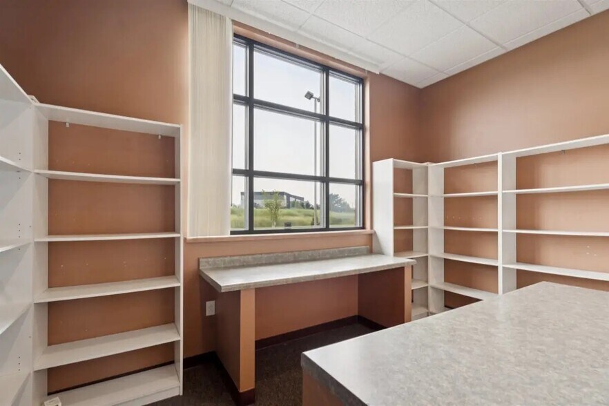 More Photos Of 180 Knights Way, Fond Du Lac Medical For Sale