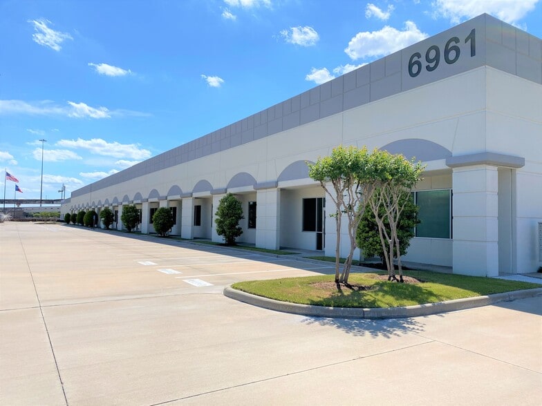 Primary Photo Of 6961 Brookhollow West Dr, Houston Industrial For Lease