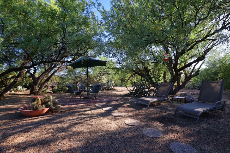 More Photos Of 1401 N Camino Cordon Rd, Tucson Apartments For Sale