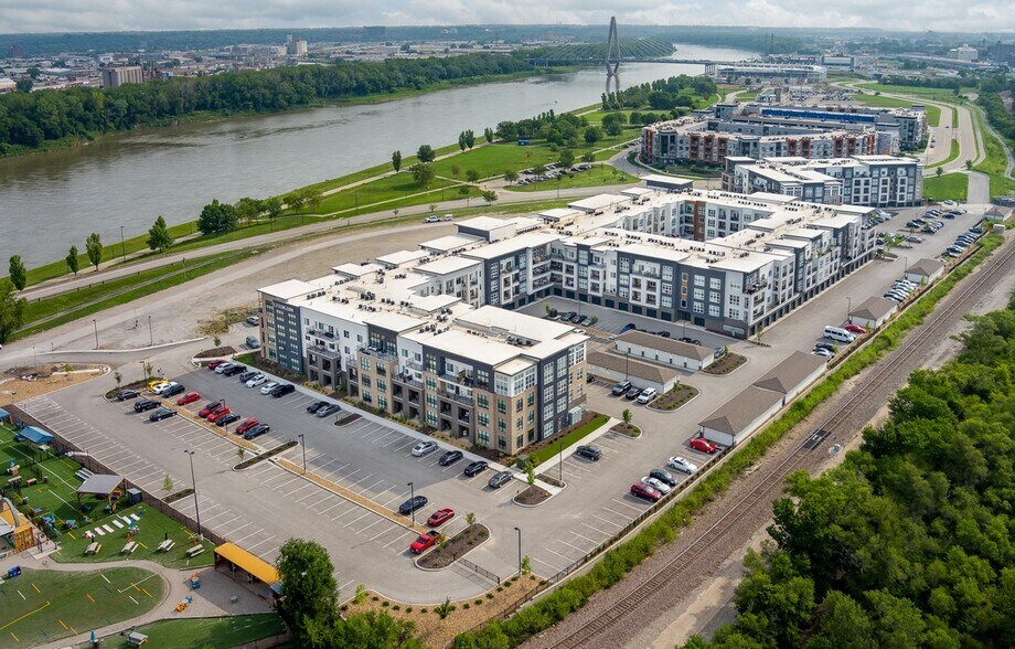 More Photos Of 701 Berkley Pky, Kansas City Apartments For Lease