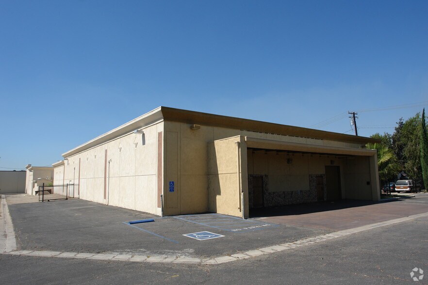 More Photos Of 888 Easy St, Simi Valley Flex For Lease