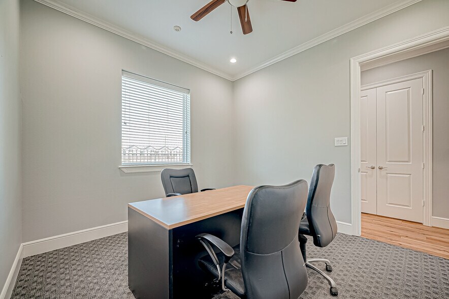 More Photos Of 18514 Green Land Way, Houston Medical For Sale