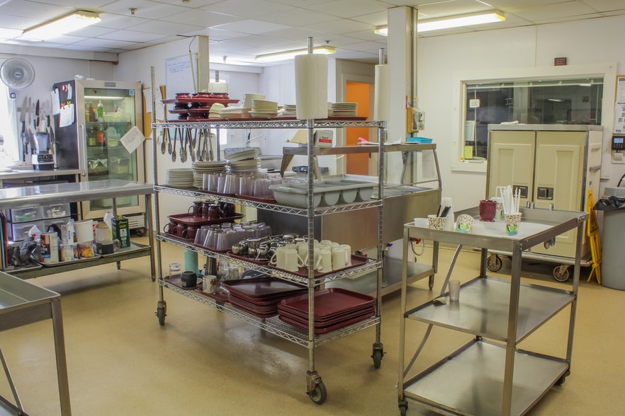 More Photos Of 166 Whiskeag Rd, Bath Specialty For Sale