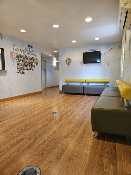 More Photos Of 3767 Richmond Ave, Staten Island Medical For Lease