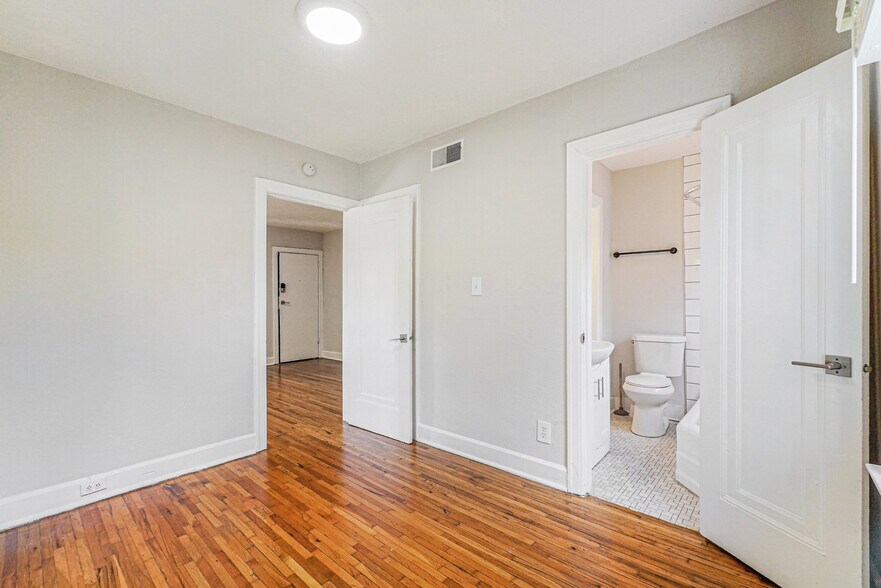 More Photos Of , Kansas City Multifamily For Sale