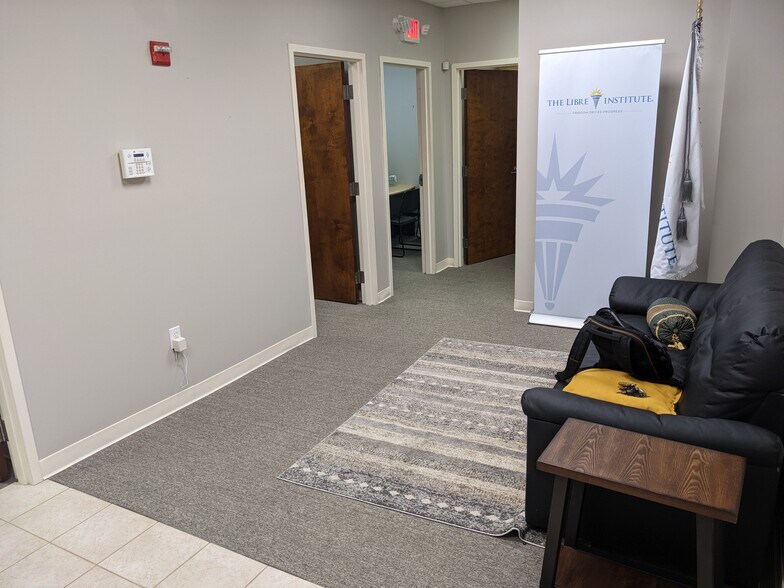 More Photos Of 249 Williamson Rd, Mooresville Medical For Lease