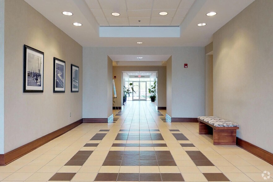 More Photos Of 4390 Belle Oaks Dr, North Charleston Office For Sale