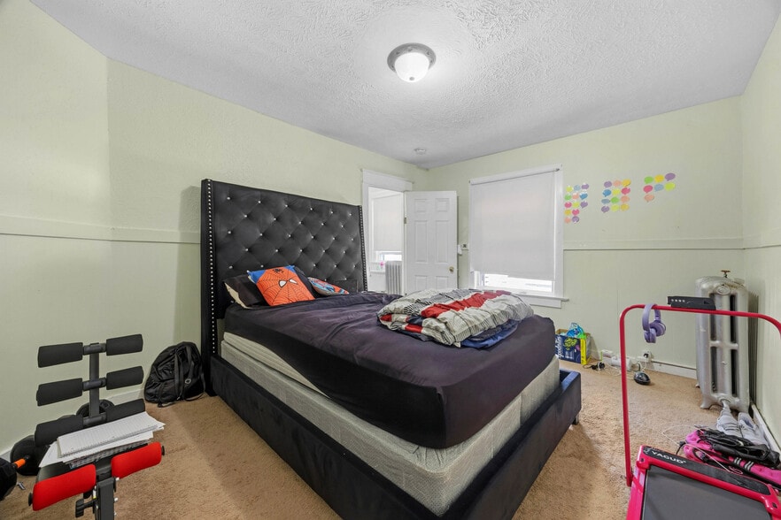 More Photos Of 871-873 Atlantic Ave, Rochester Office Residential For Sale