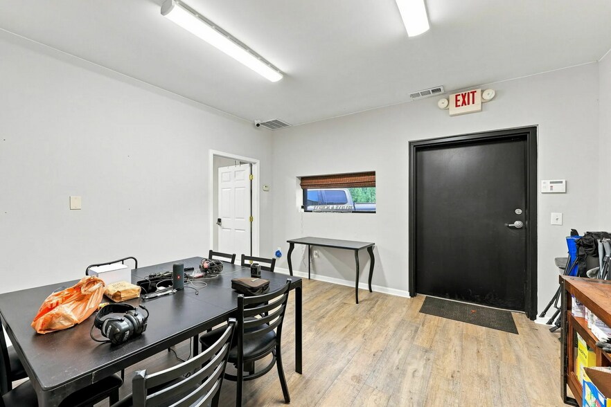 More Photos Of 3156 Buford Hwy, Rest Haven Warehouse For Sale