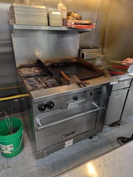 More Photos Of 24901 Red Arrow Hwy, Mattawan Restaurant For Lease