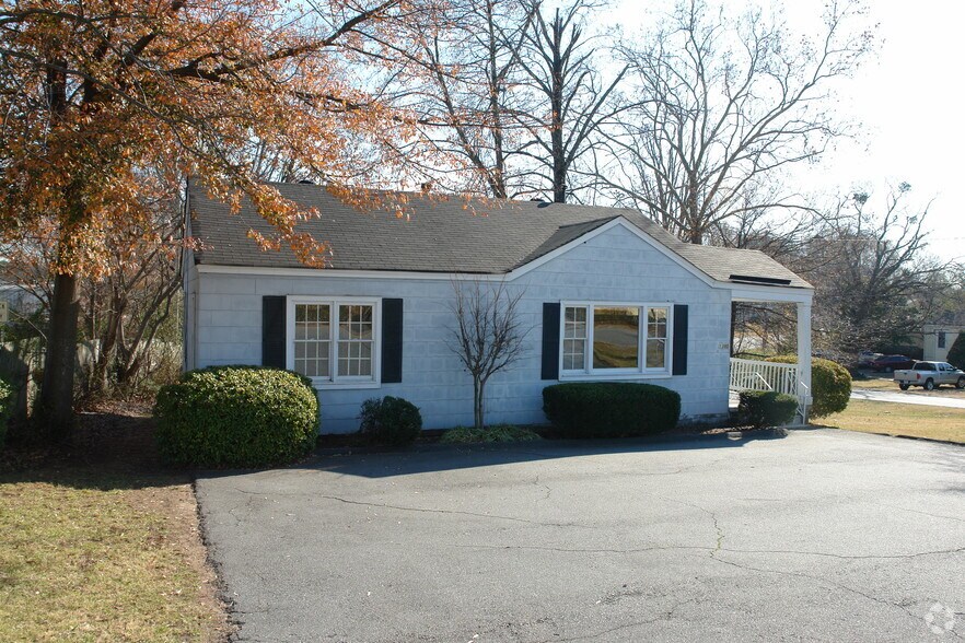 More Photos Of 1380 Wylie Dr, Marietta Office For Lease