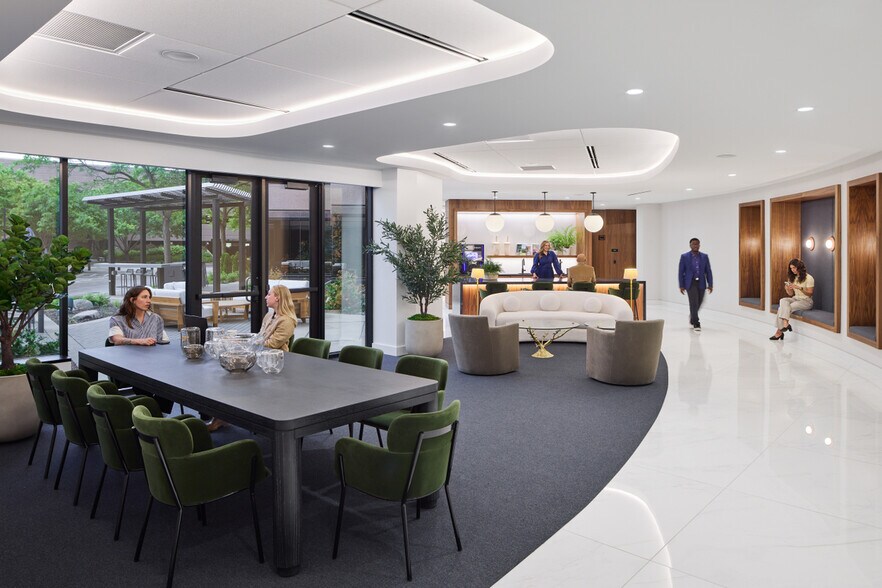 More Photos Of 1 Meridian Crossings, Richfield Unknown For Lease