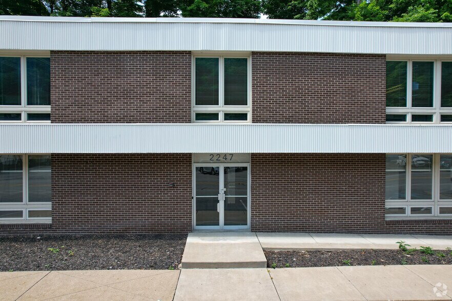 More Photos Of 2247 Babcock Blvd, Pittsburgh Office For Lease