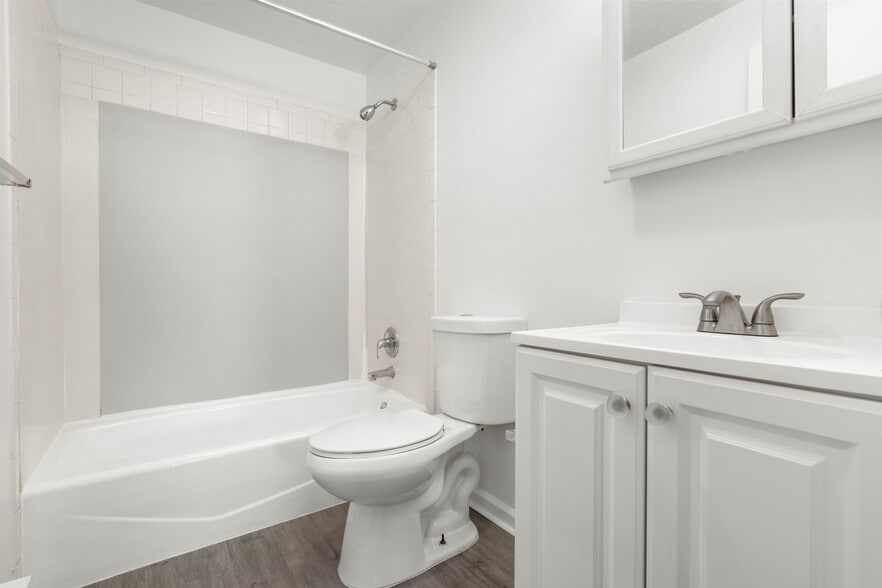 More Photos Of 832 Atlantic St, Bridgeport Apartments For Sale