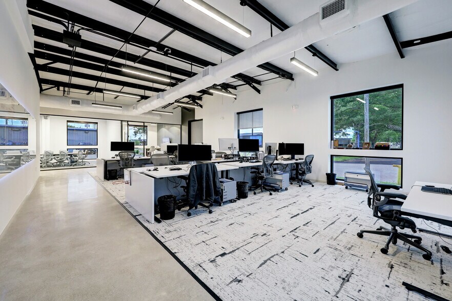 More Photos Of 1410 Brittmoore Rd, Houston Unknown For Lease