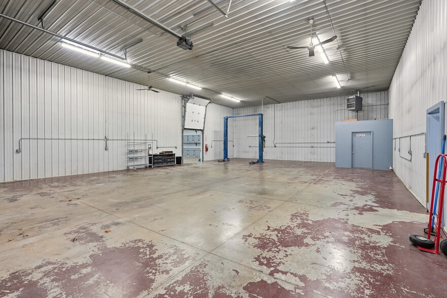 More Photos Of 4485 Back Orrville Rd, Wooster Light Distribution For Sale