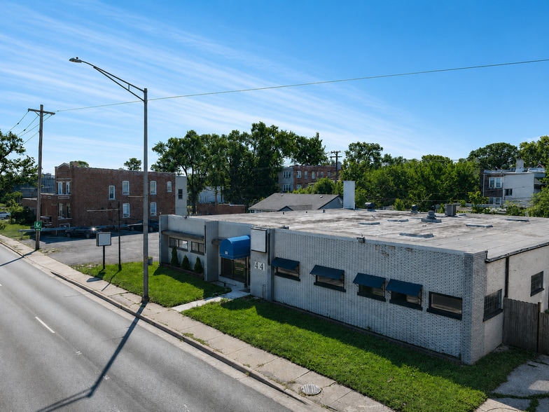 More Photos Of 44 W Lincoln Hwy, Chicago Heights Office For Lease