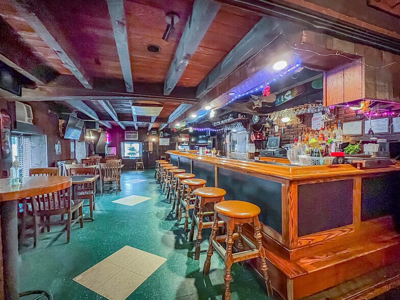 More Photos Of 100 W Maple Ave, Langhorne Restaurant For Sale