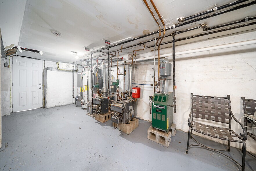 More Photos Of 198 GRIFFITH St, Jersey City Apartments For Sale