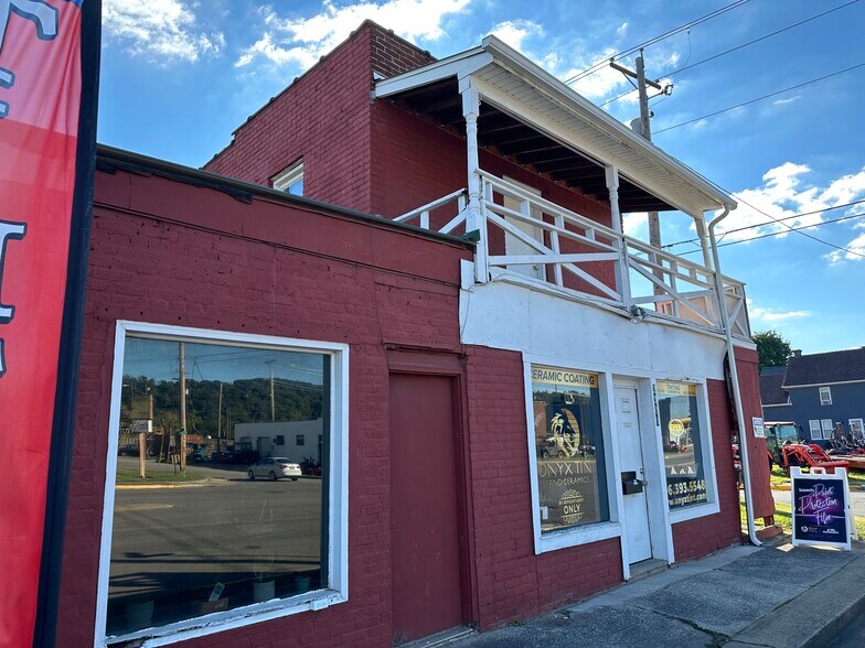 More Photos Of 2300 Greenup Ave, Ashland Storefront Retail Residential For Lease