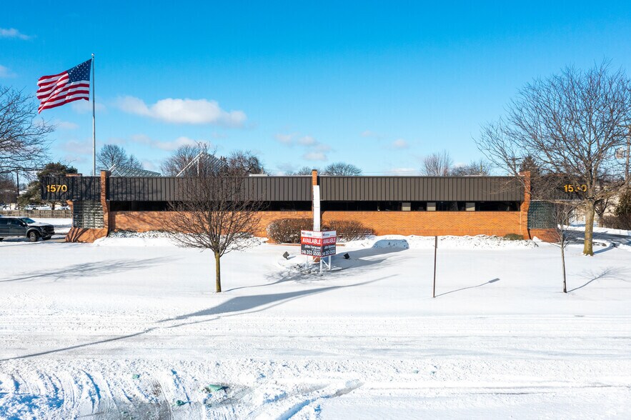 More Photos Of 1550-1570 Kingsway Ct, Trenton Medical For Sale