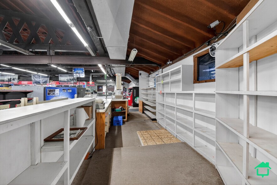 More Photos Of 12763 Ostrander Rd, Maybee Supermarket For Sale