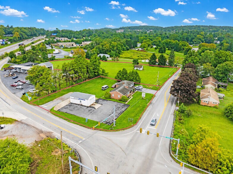 Primary Photo Of 629 Wyndamere Rd, Etters Office For Lease