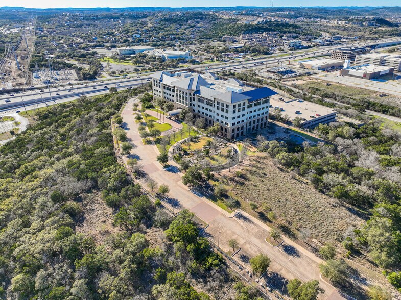 More Photos Of 19003 I-10 W, San Antonio Office For Sale