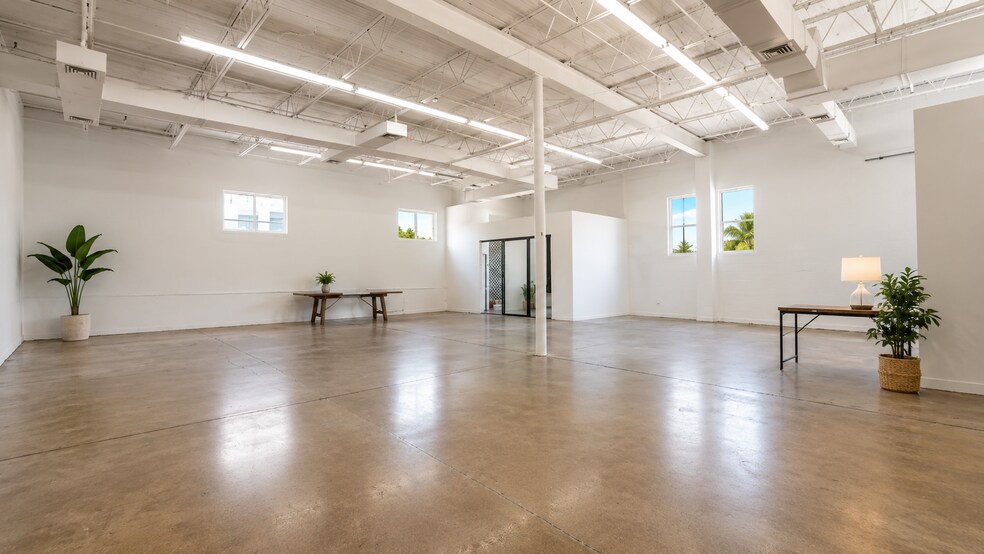 More Photos Of 85-100 NE 27th St, Miami Office For Lease