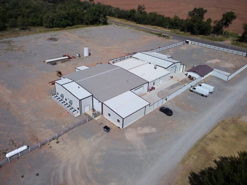 Primary Photo Of 609 Indian Rd, Seiling Auto Repair For Sale