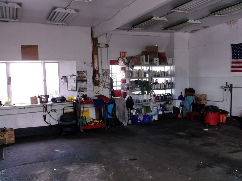More Photos Of 708 Main St, Poughkeepsie Freestanding For Sale