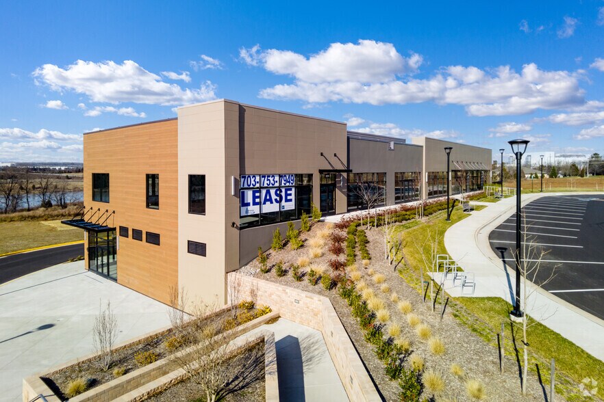 Primary Photo Of 9751 Buchanan Loop, Manassas General Retail For Sale