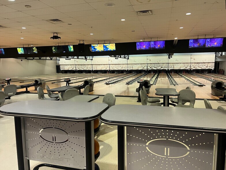 More Photos Of 122 W 900 N, Payson Bowling Alley For Sale
