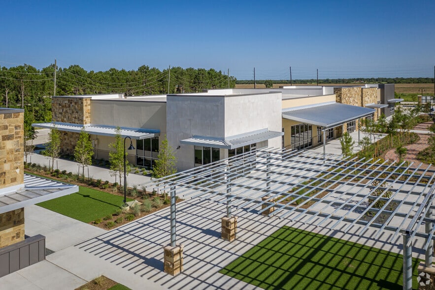 More Photos Of Cross Creek Ranch Blvd, Fulshear Unknown For Lease