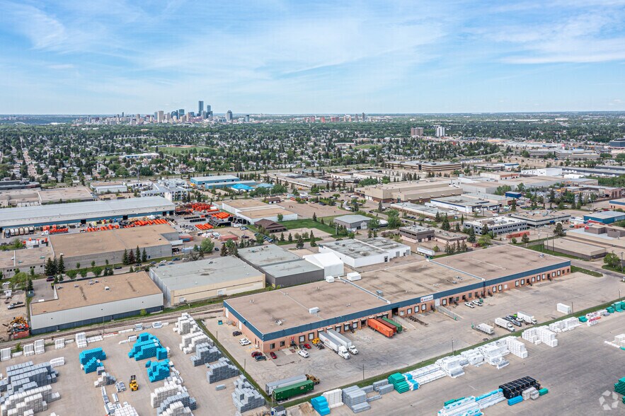 More Photos Of 4715-4757 93 Ave, Edmonton Warehouse For Lease