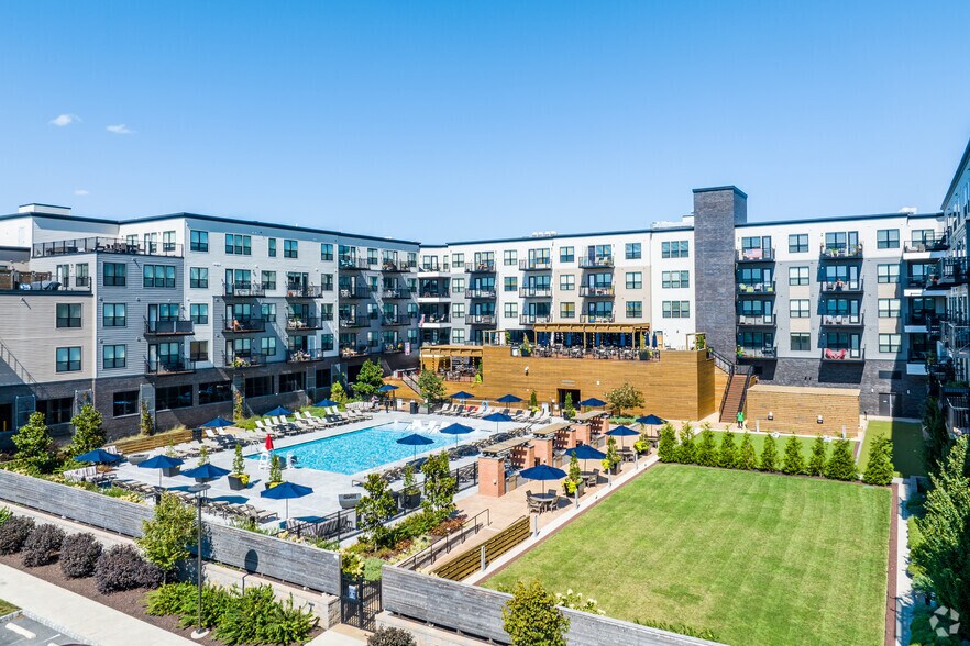 More Photos Of 1100 Market St, Dresher Multifamily For Sale
