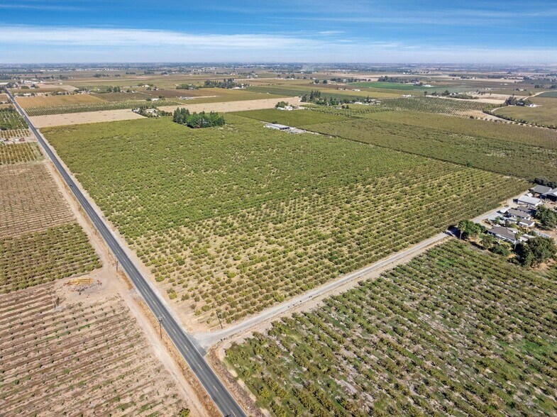 More Photos Of 8400 E Handel Rd, Lodi Land For Sale