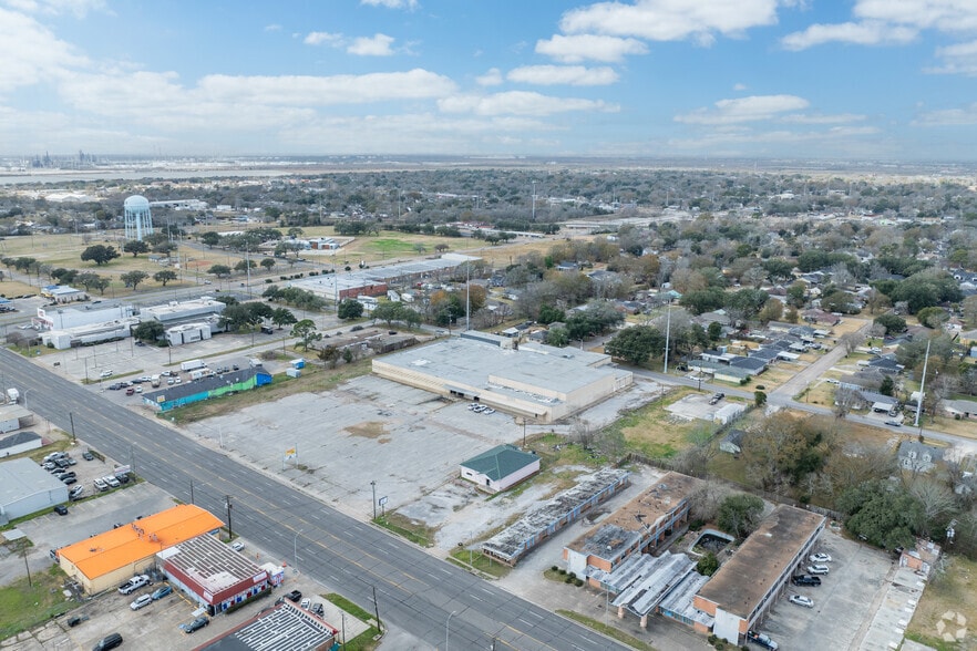 Primary Photo Of 3835 Gulfway Dr, Port Arthur Warehouse For Lease